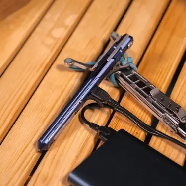 Wuben E62 Multifunksjonell Lommelykt og Kniv