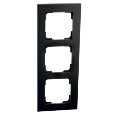 SG trippel ramme sort 90mm – 3-hull ramme for bryter og stikkontakt