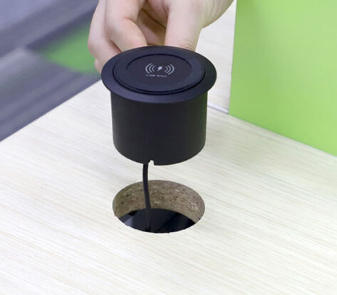 Nordic-Products-Smart-Push-usb-1