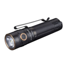 FENIX-FE30R-LED-LYKT-1