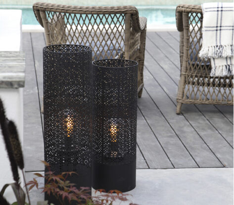 Maison-Gulvlampe-H67-Sand-Sort-3