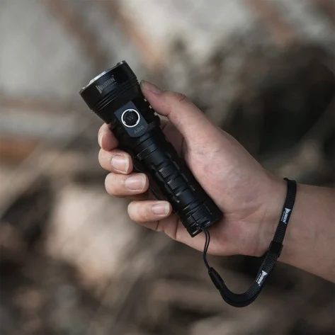 Wuben A22 Kraftig Lommelykt 4500 Lumen IP68 USB-C lading_8