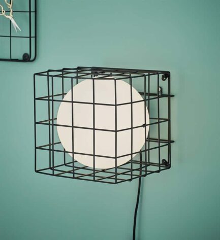Cage-Bord-Vegglampe-3