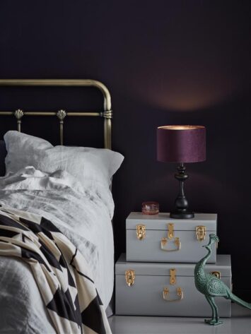 Connor-Bordlampe-Sort-lila 2