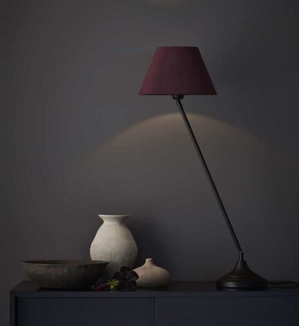 GARDA-bordlampe-sort-lila 2